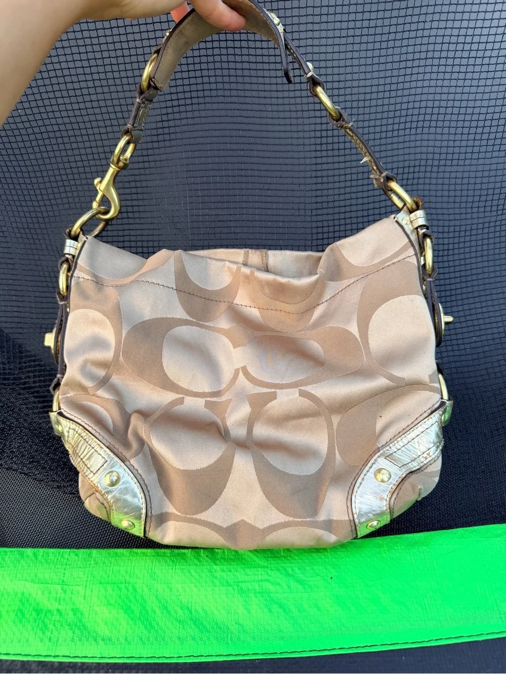 Coach Vintage Chelsea Wool Tweed Turnlock Hobo Bag Beige Leather Authentic